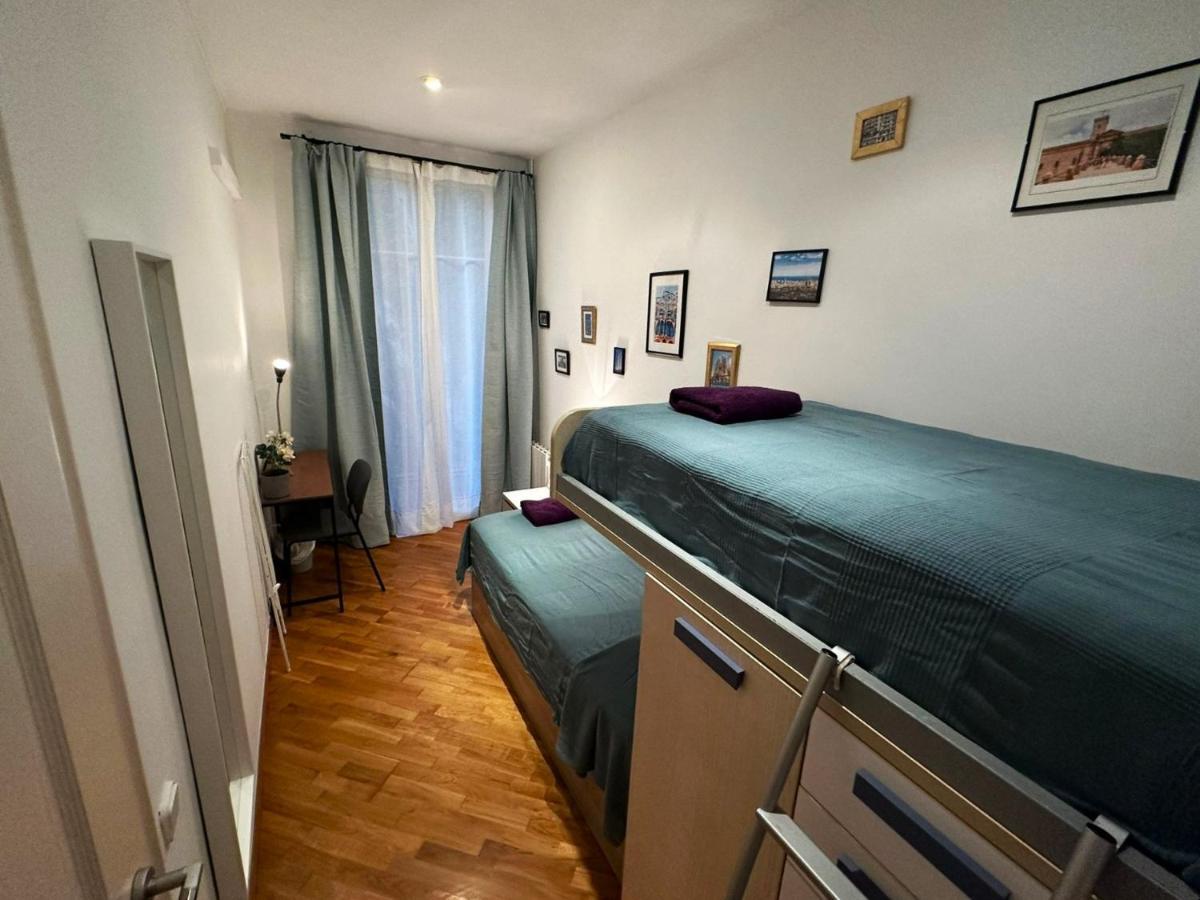 Rooms Calabria Barcelona Ngoại thất bức ảnh