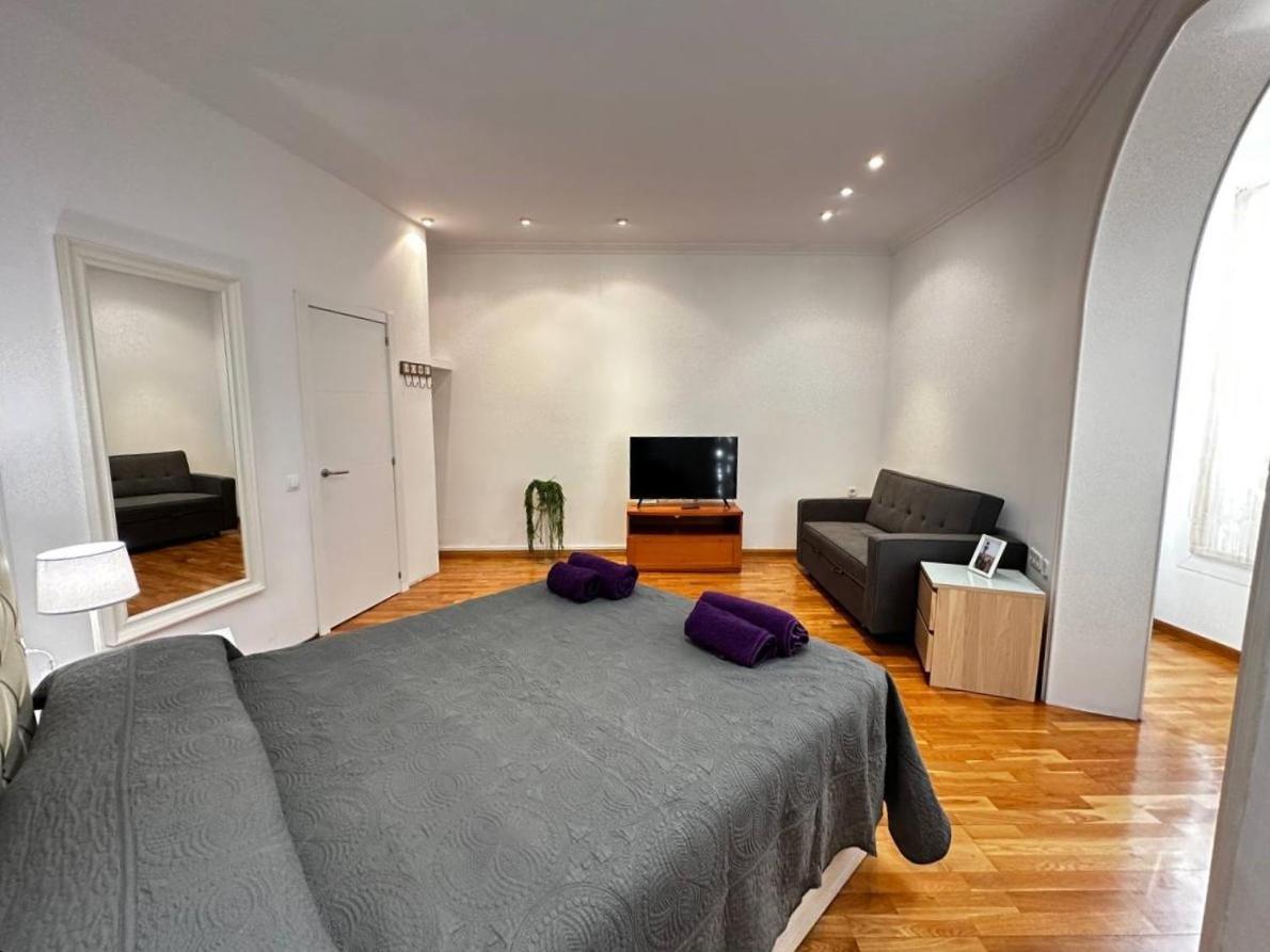 Rooms Calabria Barcelona Ngoại thất bức ảnh
