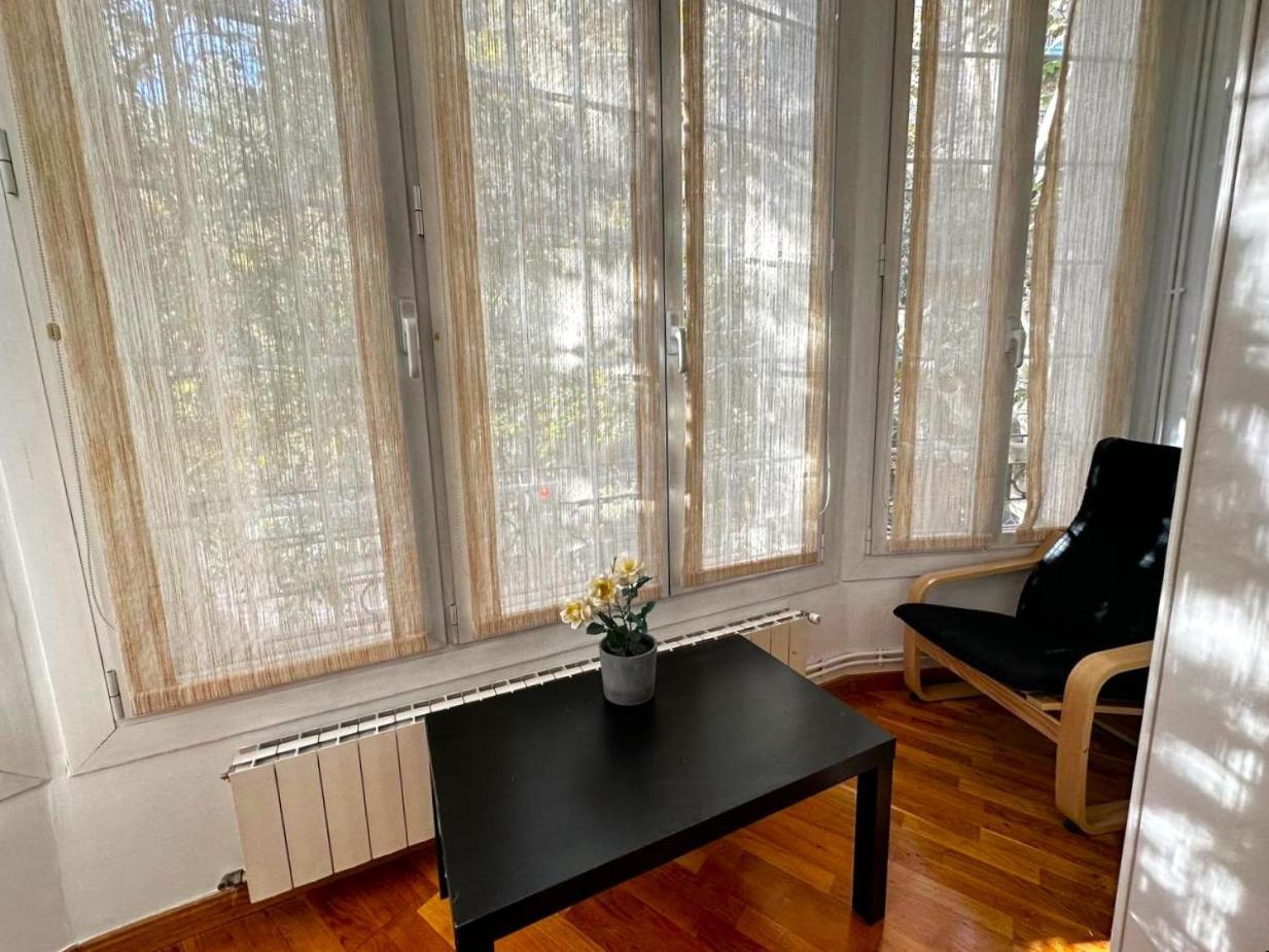 Rooms Calabria Barcelona Ngoại thất bức ảnh