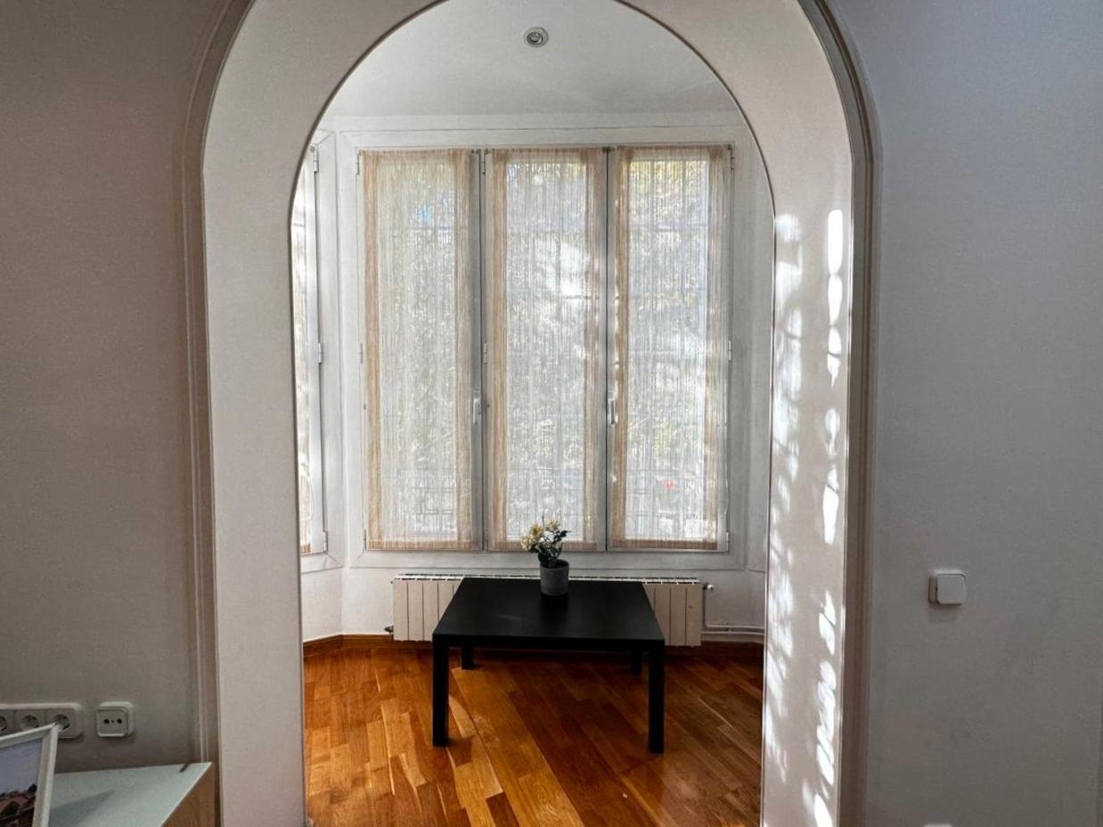 Rooms Calabria Barcelona Ngoại thất bức ảnh